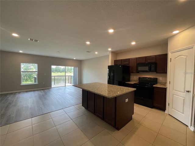 3827 STRAFFORD PLACE, Lakeland, FL 33810