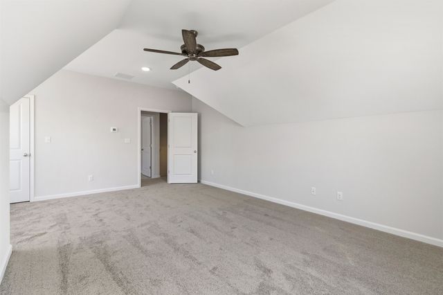 50 SUGALINA VALLEY DR, Oakland, TN 38060