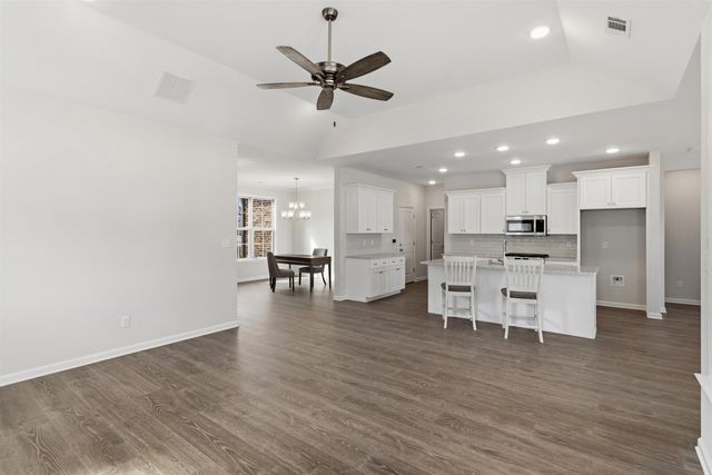 50 SUGALINA VALLEY DR, Oakland, TN 38060