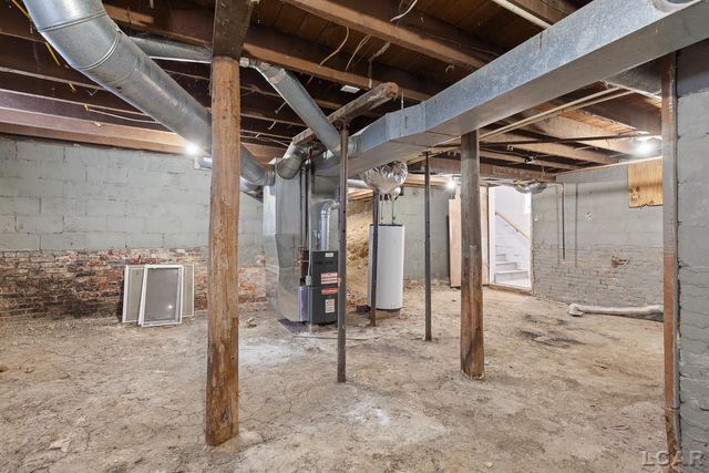 822 Elm Street, Adrian, MI 49221