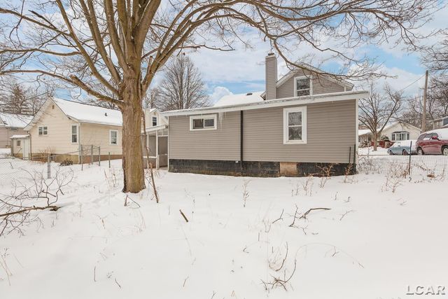 822 Elm Street, Adrian, MI 49221