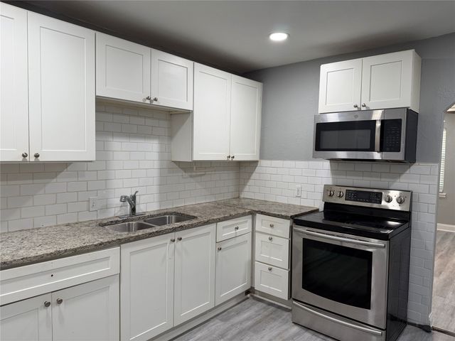 2507 Normont Circle, Fort Worth, TX 76103