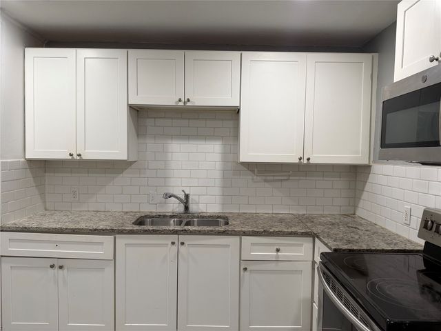 2507 Normont Circle, Fort Worth, TX 76103