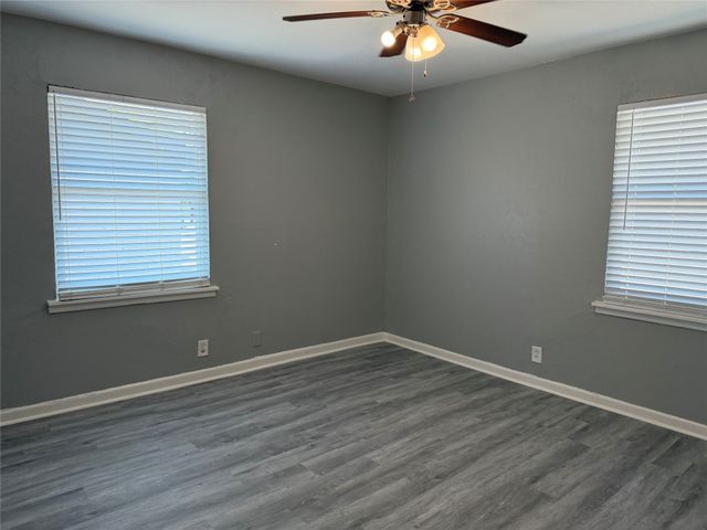 2507 Normont Circle, Fort Worth, TX 76103