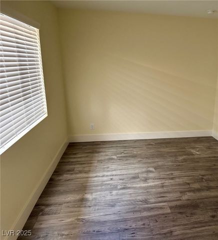 2624 SIDONIA Avenue, Las Vegas, NV 89102