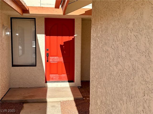 2624 SIDONIA Avenue, Las Vegas, NV 89102