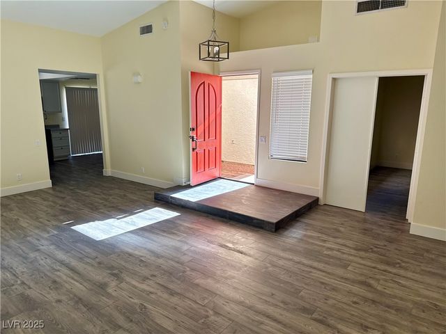 2624 SIDONIA Avenue, Las Vegas, NV 89102