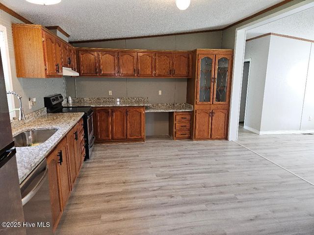 686 Casey Road, Kinston, NC 28504