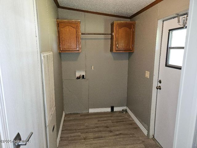 686 Casey Road, Kinston, NC 28504