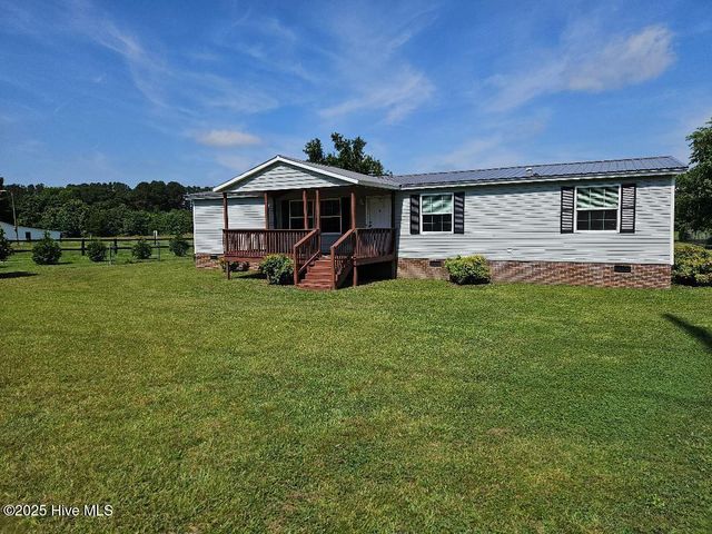 686 Casey Road, Kinston, NC 28504