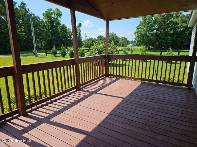 686 Casey Road, Kinston, NC 28504