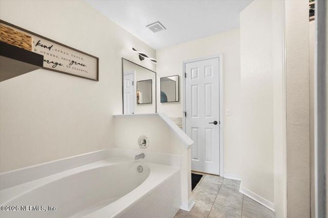 10310 WOODLEY POINT Road, Jacksonville, FL 32218