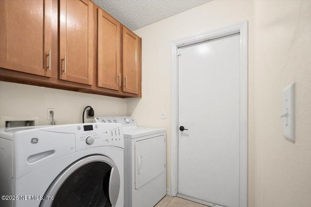 10310 WOODLEY POINT Road, Jacksonville, FL 32218