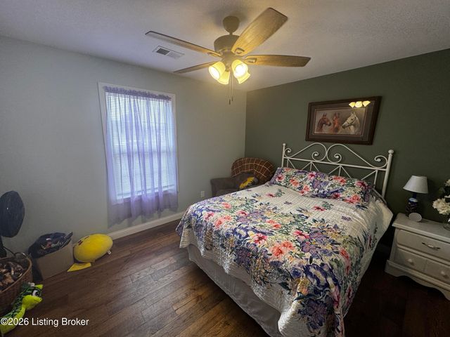 109 Gail Dr, Bardstown, KY 40004