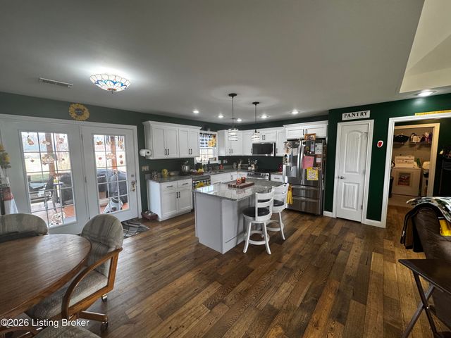 109 Gail Dr, Bardstown, KY 40004