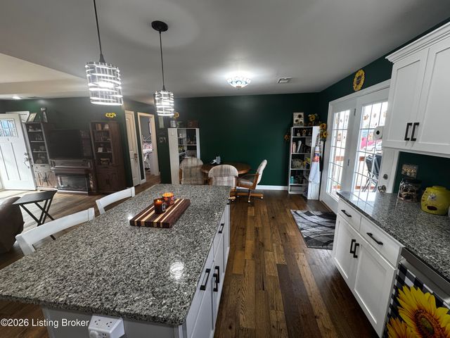 109 Gail Dr, Bardstown, KY 40004