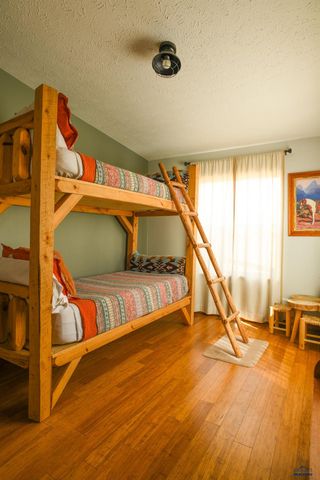 27927 CASCADE SPRINGS RD, Hot Springs, SD 57747