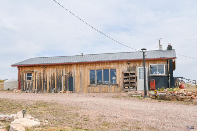 27927 CASCADE SPRINGS RD, Hot Springs, SD 57747