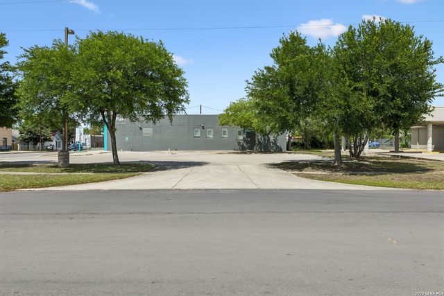 2014 S Hackberry, San Antonio, TX 78210