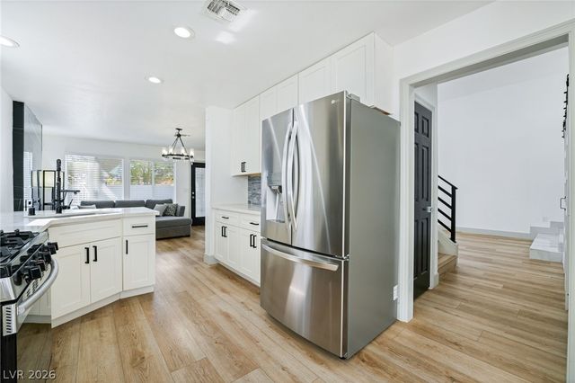 9733 Fern Canyon Avenue, Las Vegas, NV 89117