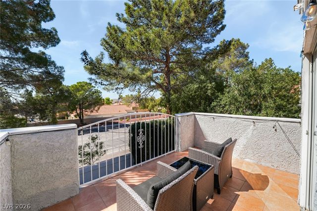 9733 Fern Canyon Avenue, Las Vegas, NV 89117