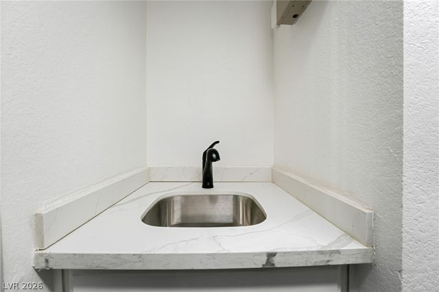 9733 Fern Canyon Avenue, Las Vegas, NV 89117