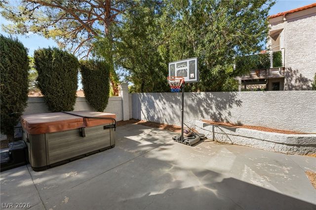 9733 Fern Canyon Avenue, Las Vegas, NV 89117