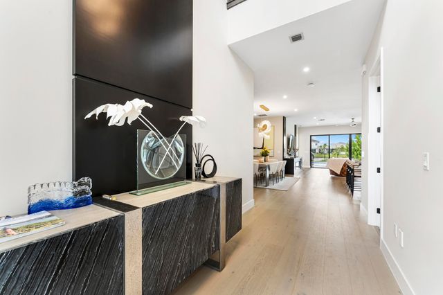 12490 Solana Bay Circle, Palm Beach Gardens, FL 33412