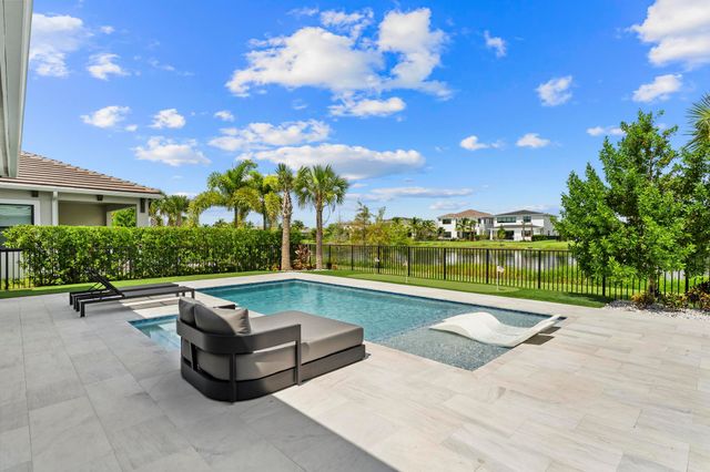 12490 Solana Bay Circle, Palm Beach Gardens, FL 33412