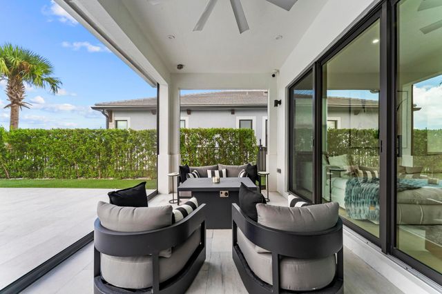 12490 Solana Bay Circle, Palm Beach Gardens, FL 33412