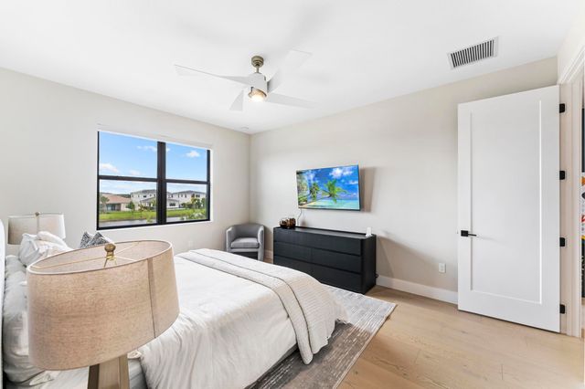 12490 Solana Bay Circle, Palm Beach Gardens, FL 33412