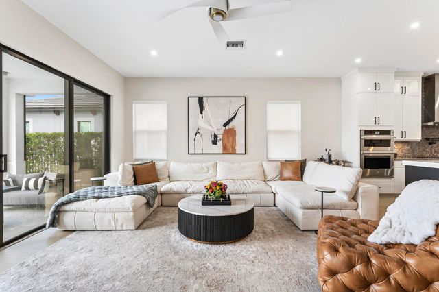 12490 Solana Bay Circle, Palm Beach Gardens, FL 33412