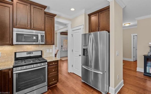 1802 Griffins Knoll Court, Greensboro, NC 27455