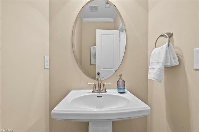 1802 Griffins Knoll Court, Greensboro, NC 27455