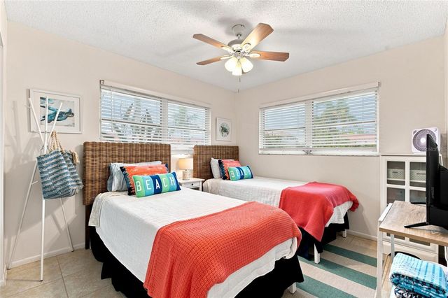 3868 CATALINA DRIVE, Bradenton, FL 34210