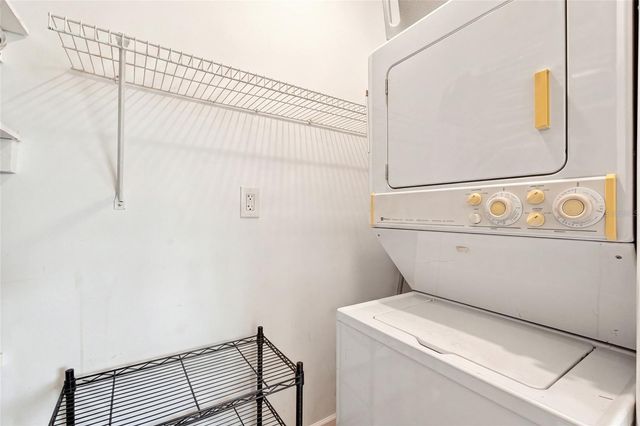 3868 CATALINA DRIVE, Bradenton, FL 34210