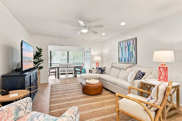 3868 CATALINA DRIVE, Bradenton, FL 34210