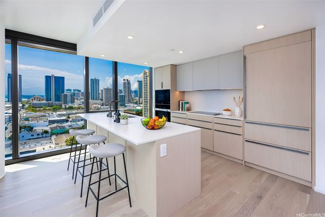 333 Ward Avenue 1303, Honolulu, HI 96814