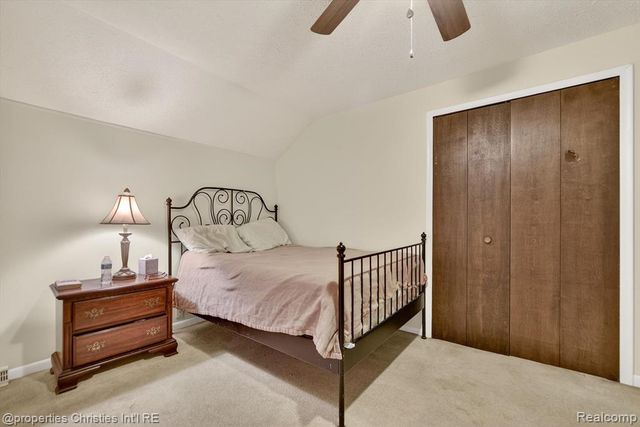 416 Lake Street, Howell, MI 48843