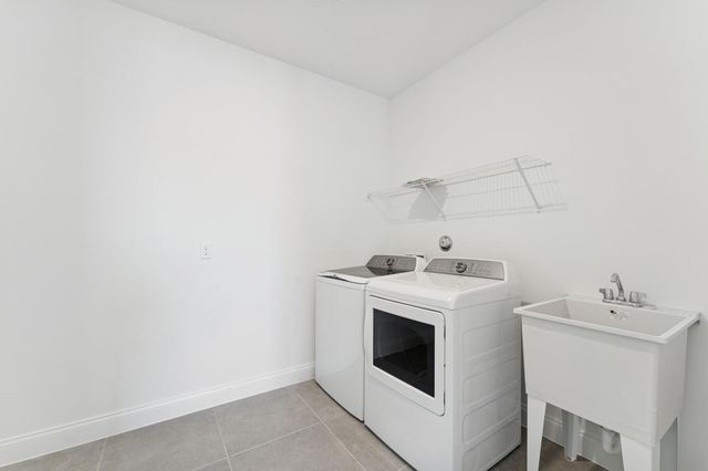 6754 SE Lost Pine Drive 20, Stuart, FL 34997
