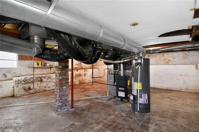 1422 S Maywood Avenue, Independence, MO 64052