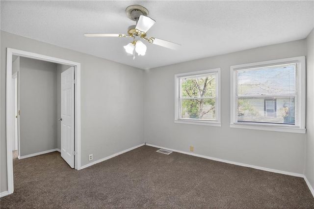 1422 S Maywood Avenue, Independence, MO 64052