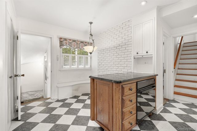 25 Seneca Street, Rye, NY 10580