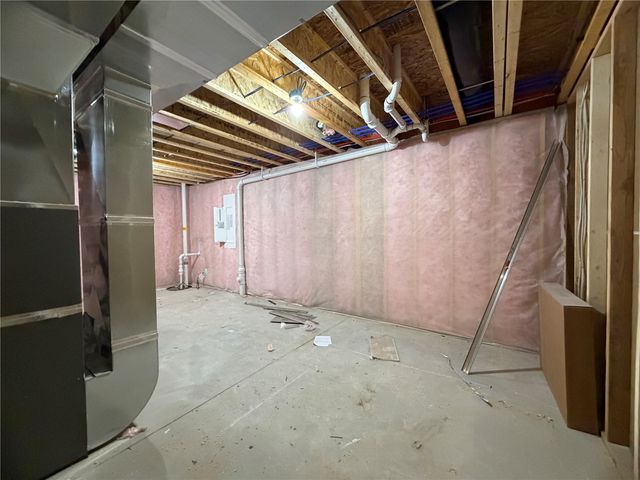 1210 Berkshire Lane, North Liberty, IA 52317