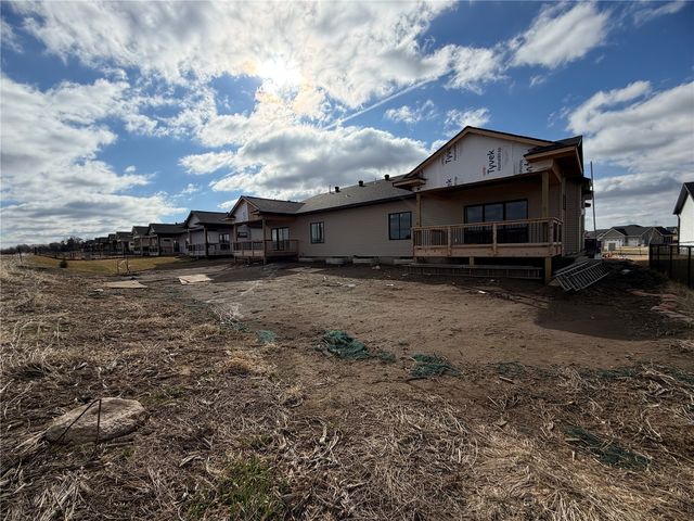 1210 Berkshire Lane, North Liberty, IA 52317