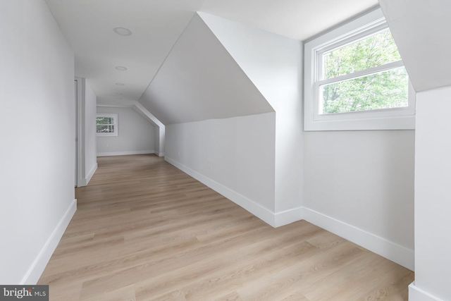 15 FRANCINE DR, Trenton, NJ 08610