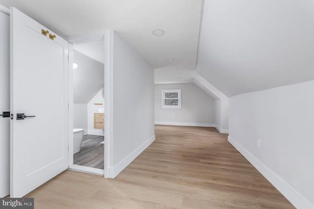 15 FRANCINE DR, Trenton, NJ 08610