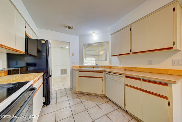 1085 Celle Avenue NW, Palm Bay, FL 32907
