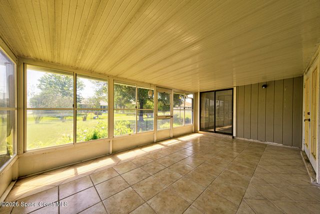 1085 Celle Avenue NW, Palm Bay, FL 32907