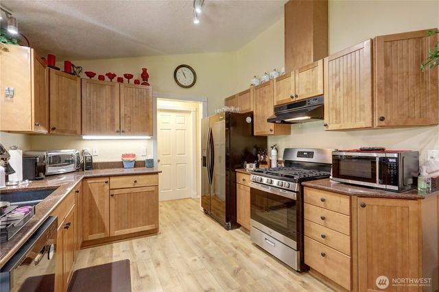 1720 E Saint Andrews Drive N, Shelton, WA 98584